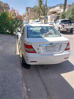 بي واي دي F3